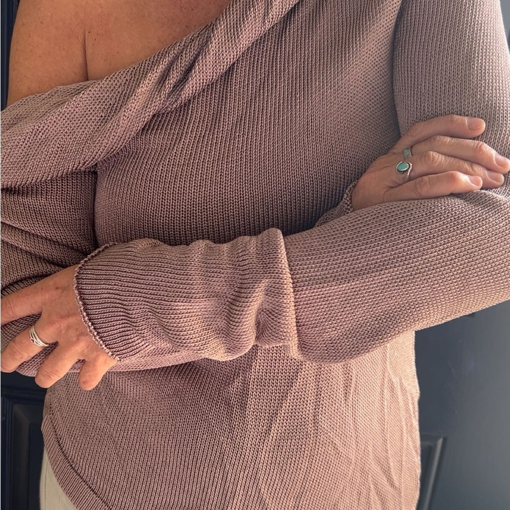 Women's Off-Shoulder Sweater in Mauve